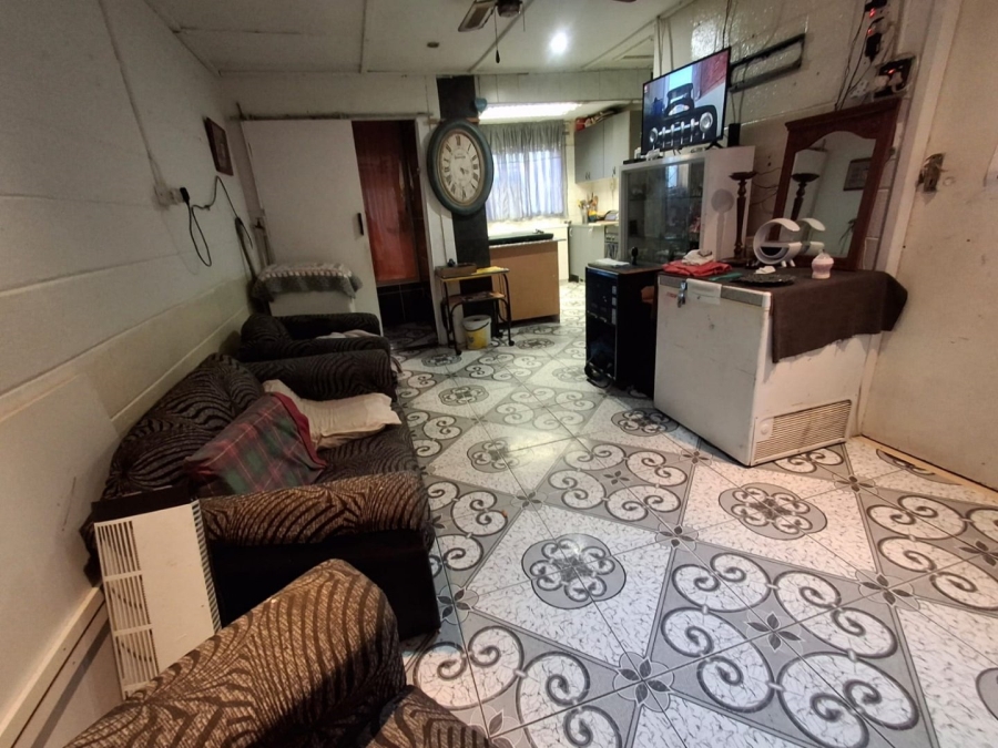 3 Bedroom Property for Sale in Leonsdale Western Cape
